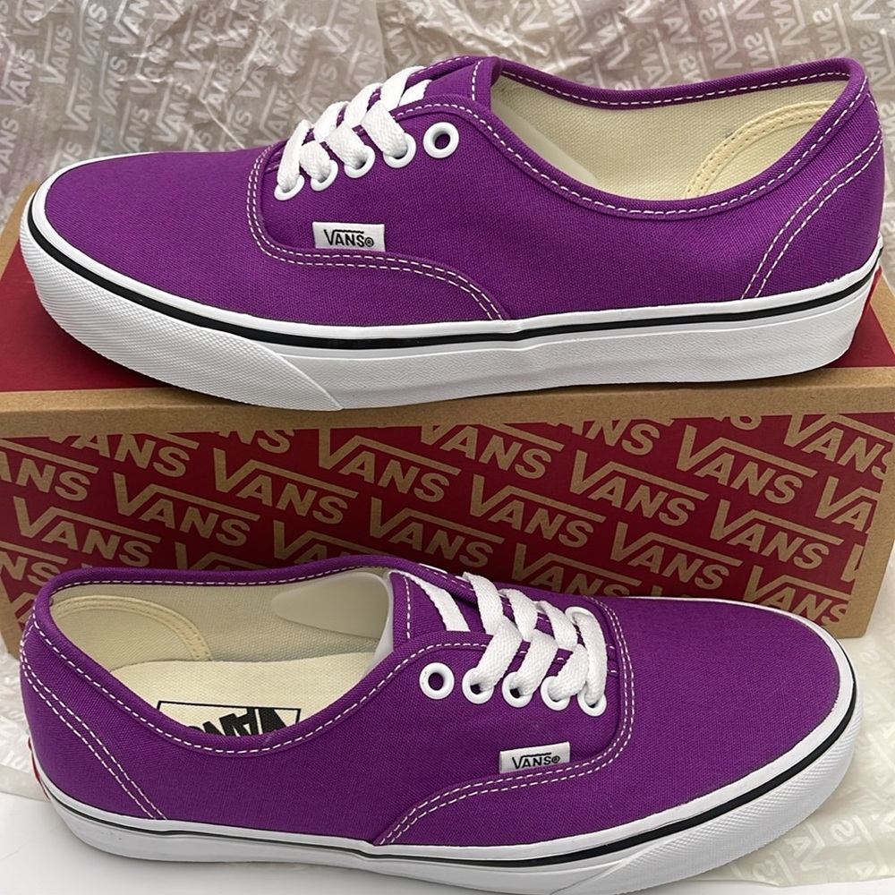 Vans Men’s Purple Canvas Sneakers Waffle Sole Authentic
Color Theory Willow herb - Picture 3 of 16
